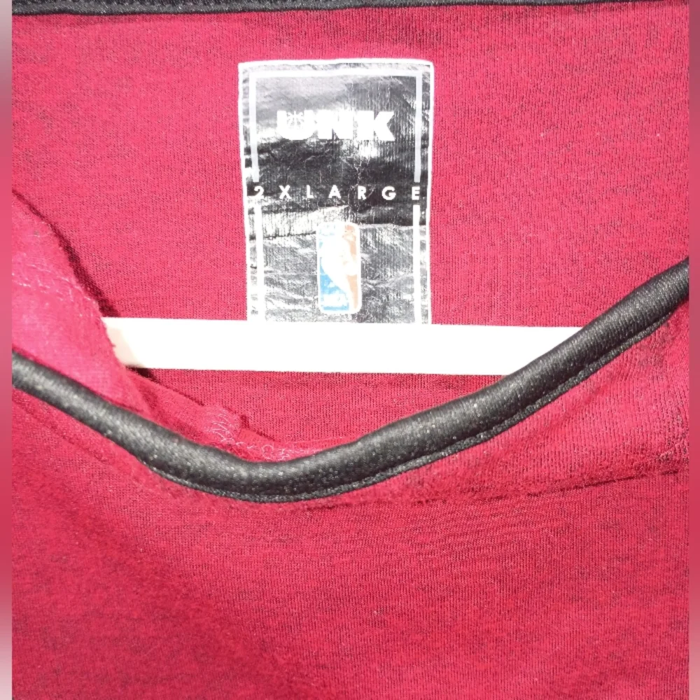 Red Bulls Logo Men's Hoodie - Picture 3 of 6